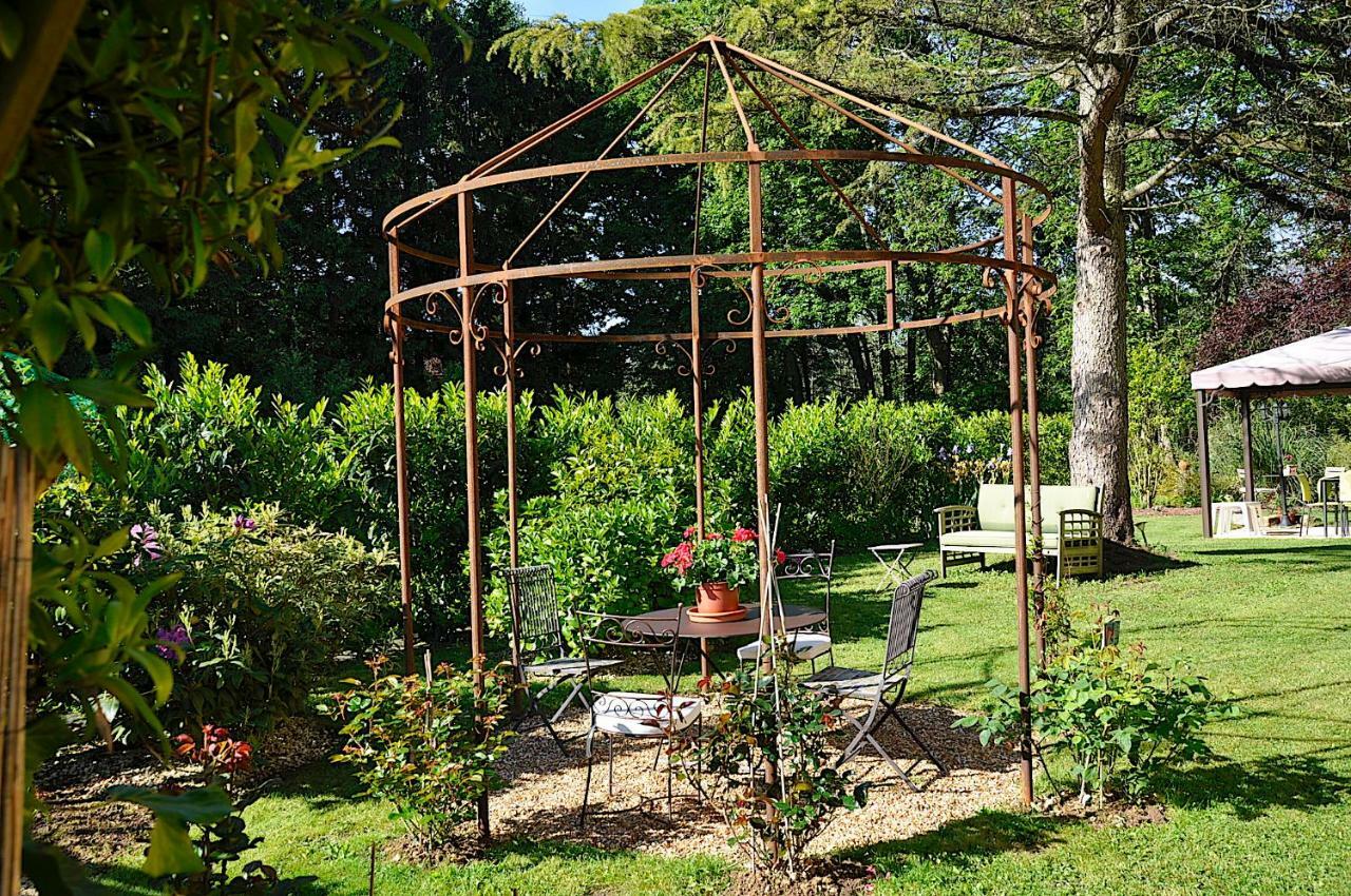 Au Jardin De Lisa Acomodação com café da manhã Cherreau Exterior foto